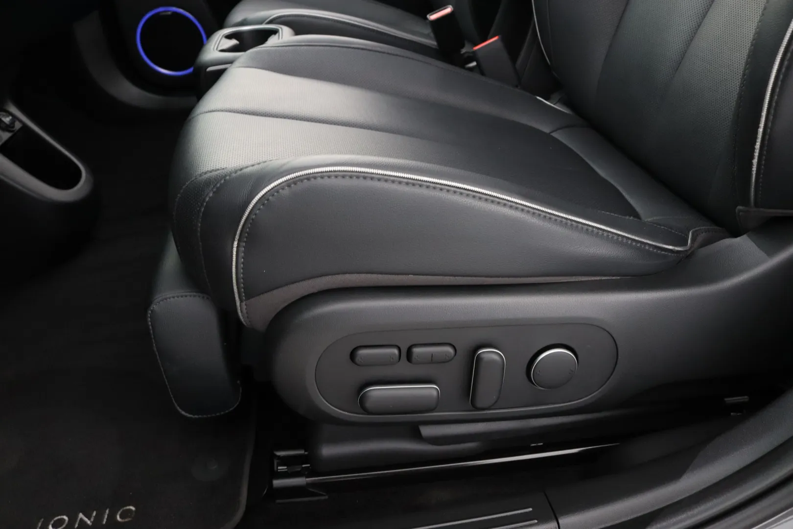 HYUNDAI IONIQ 5 FPB-511 carousel image
