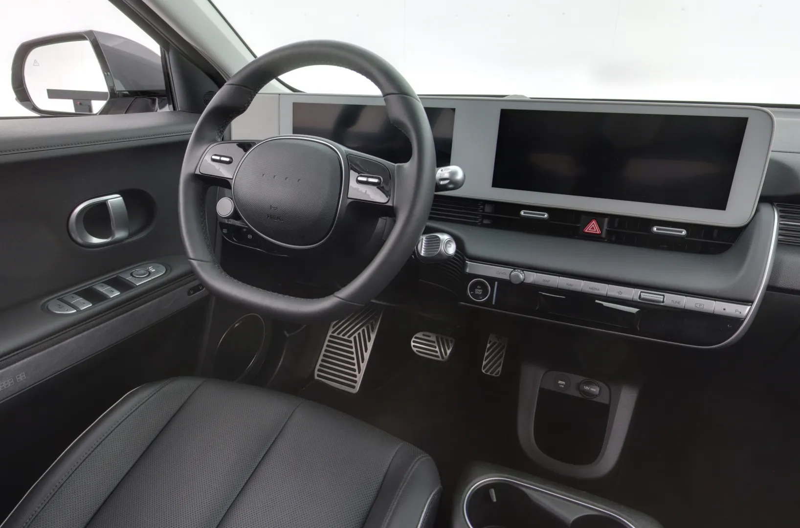 HYUNDAI IONIQ 5 FPB-511 carousel image
