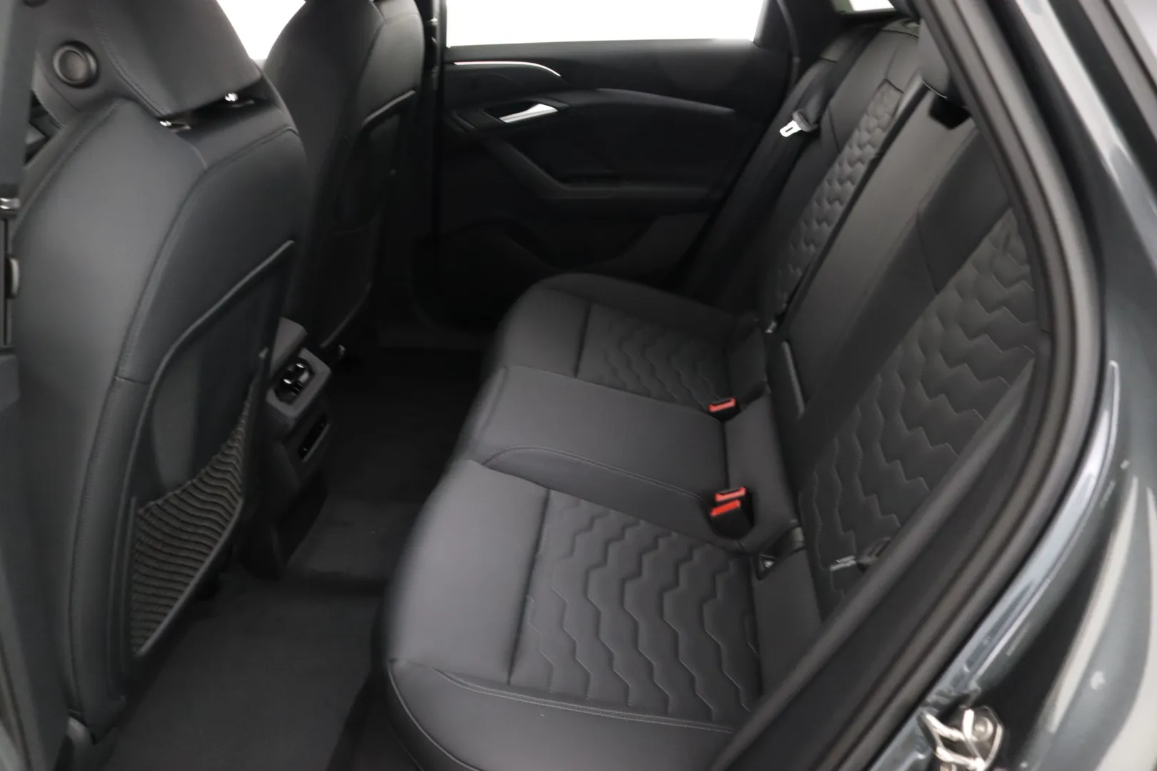 Audi A6 e-tron NOF-483 carousel image
