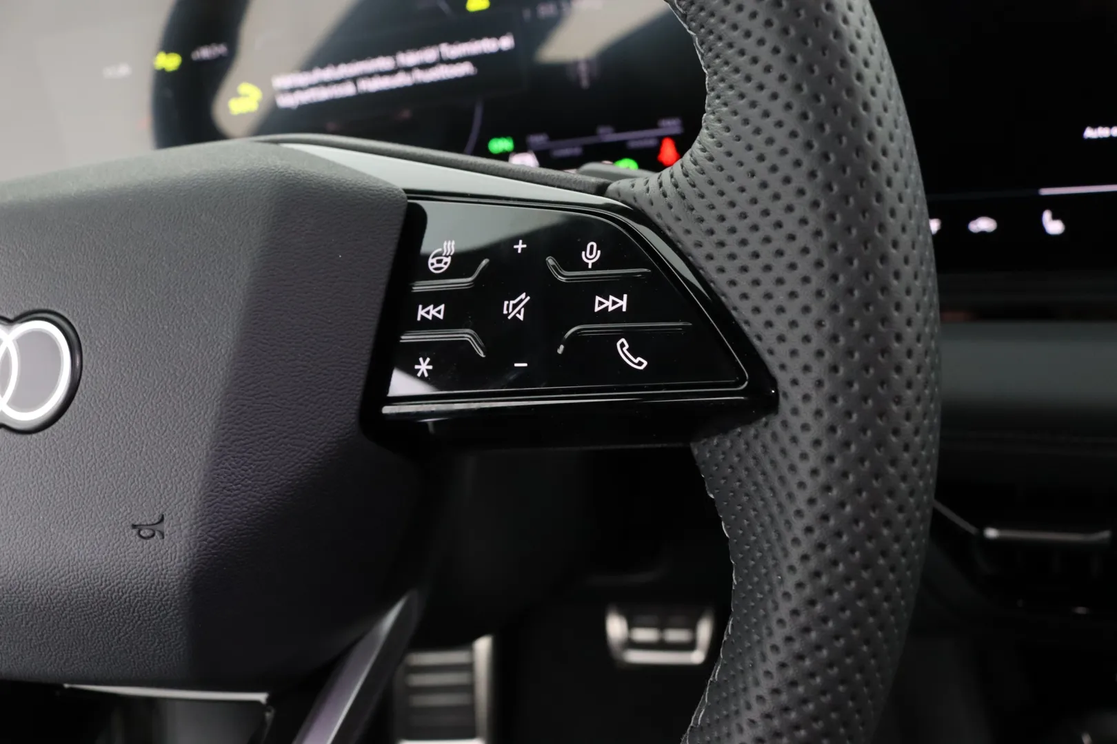 Audi A6 e-tron NOF-483 carousel image