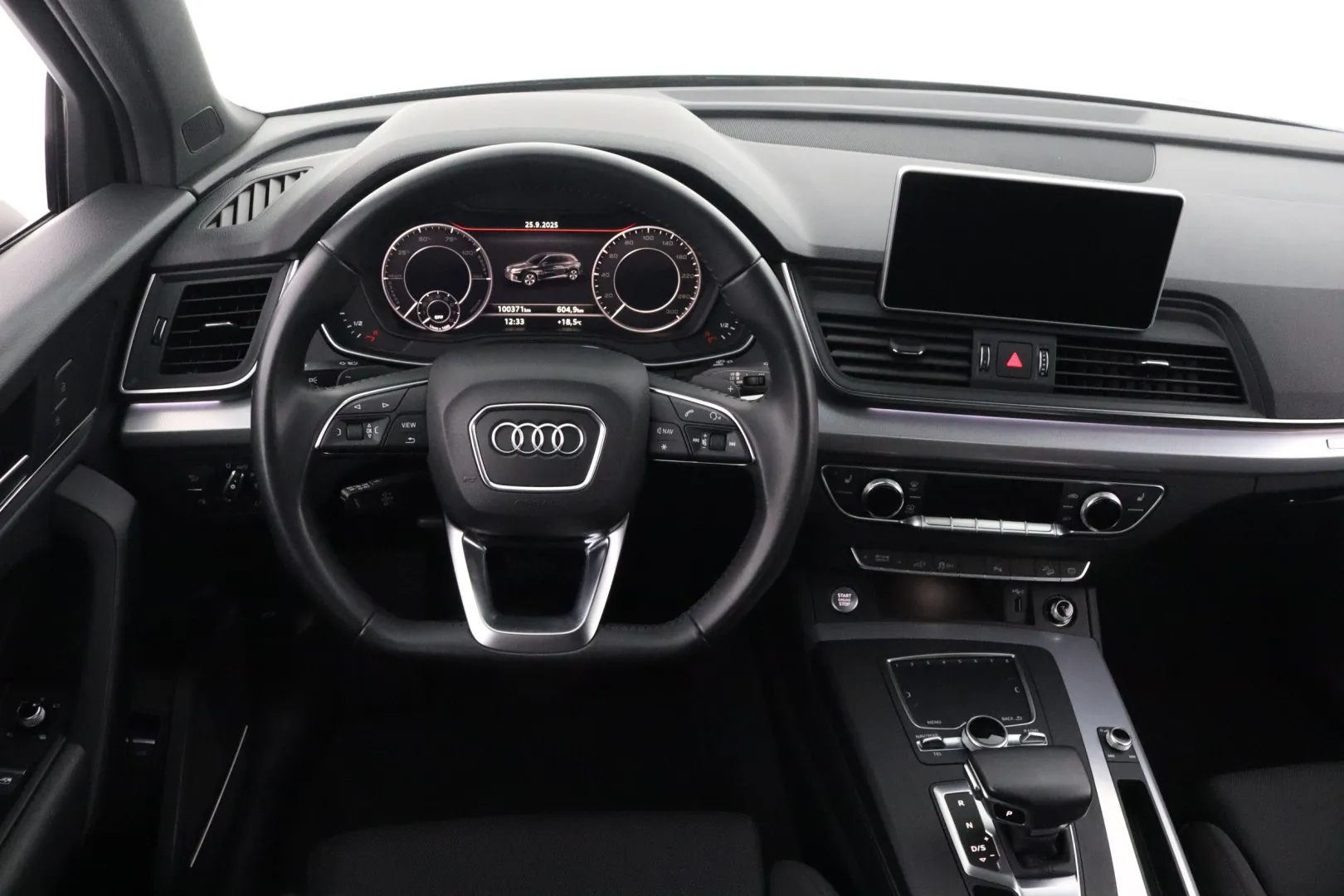 AUDI Q5 GPX-126 carousel image