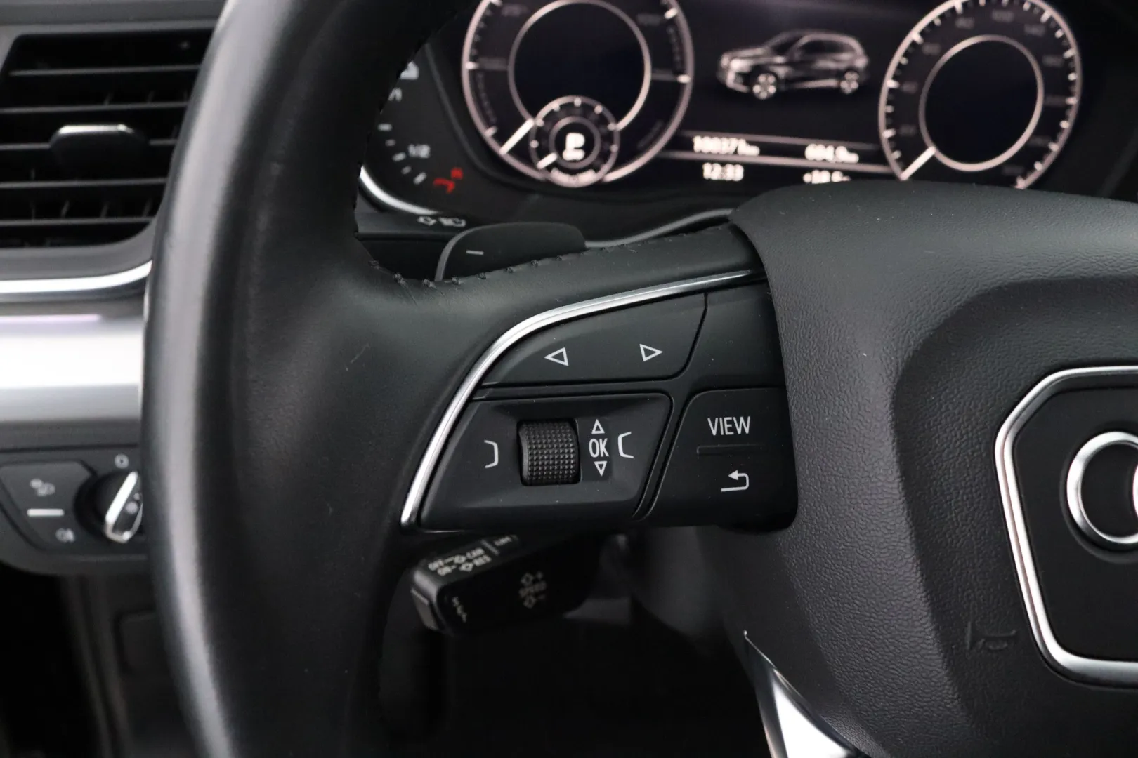 AUDI Q5 GPX-126 carousel image