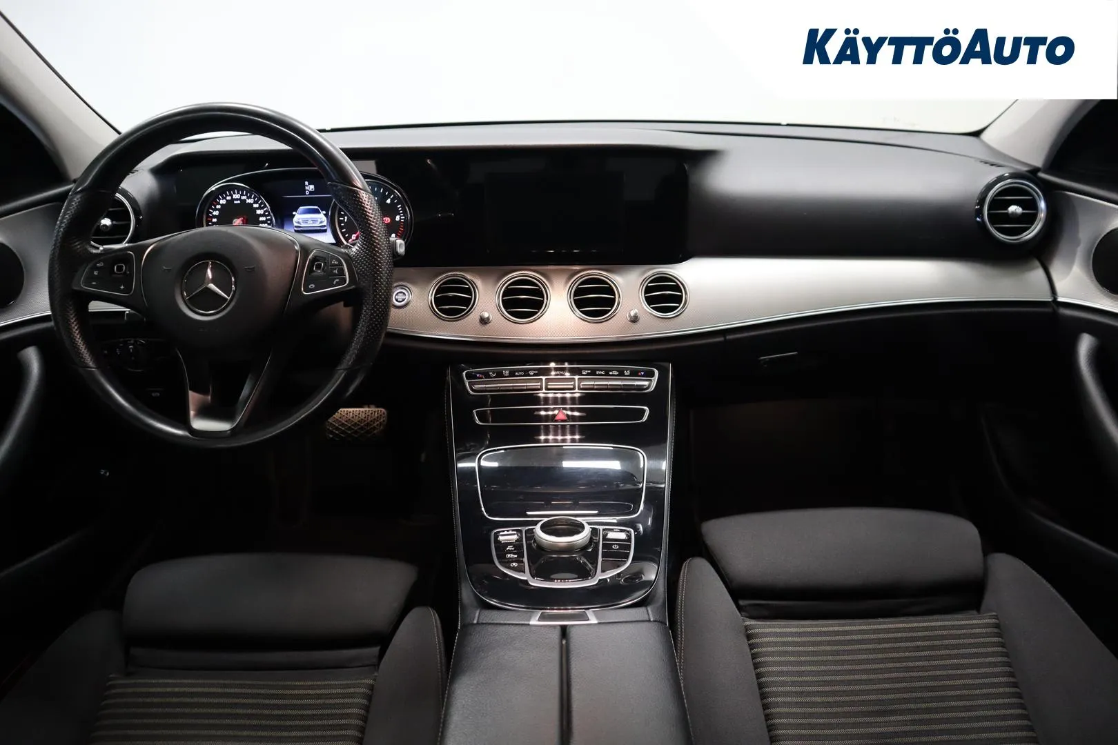 MERCEDES-BENZ E SNR-311 carousel image