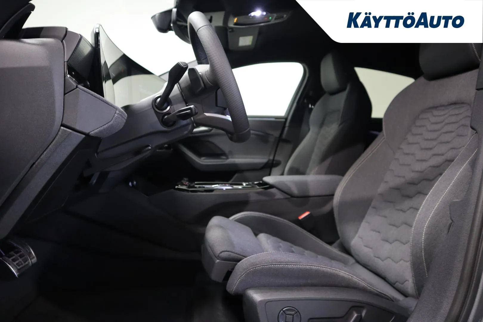 Audi A6 e-tron SZK-253 carousel image