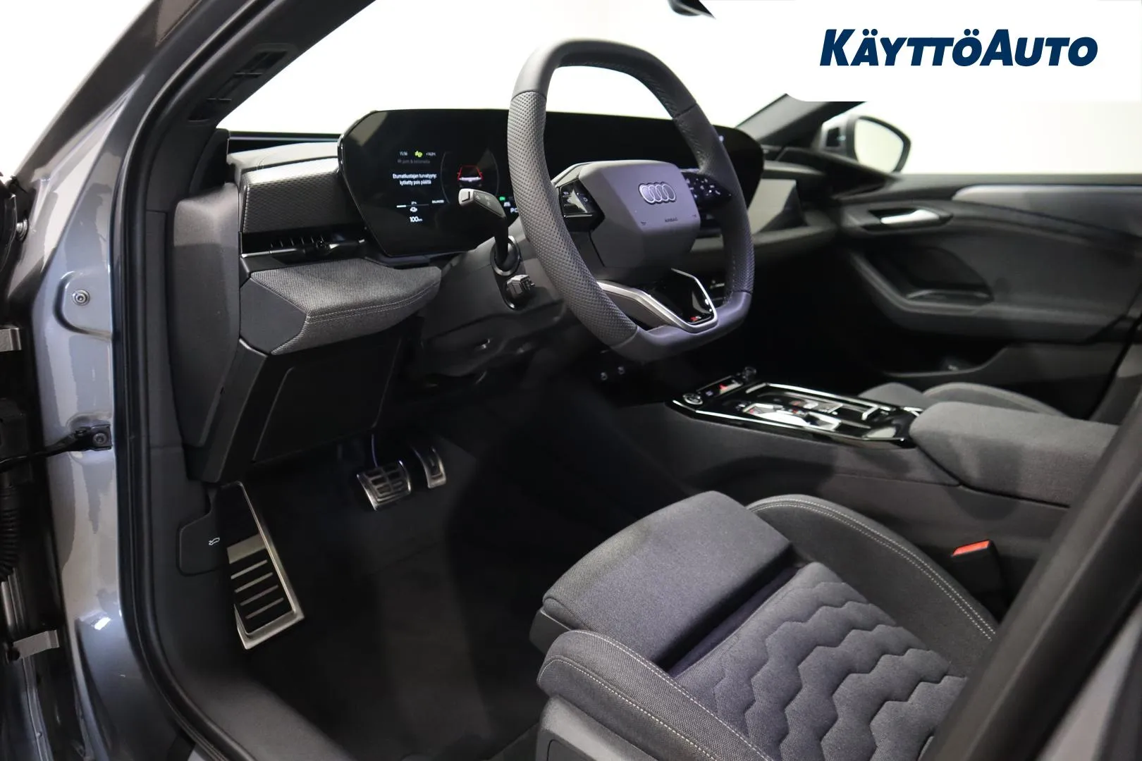 Audi A6 e-tron SZK-253 carousel image