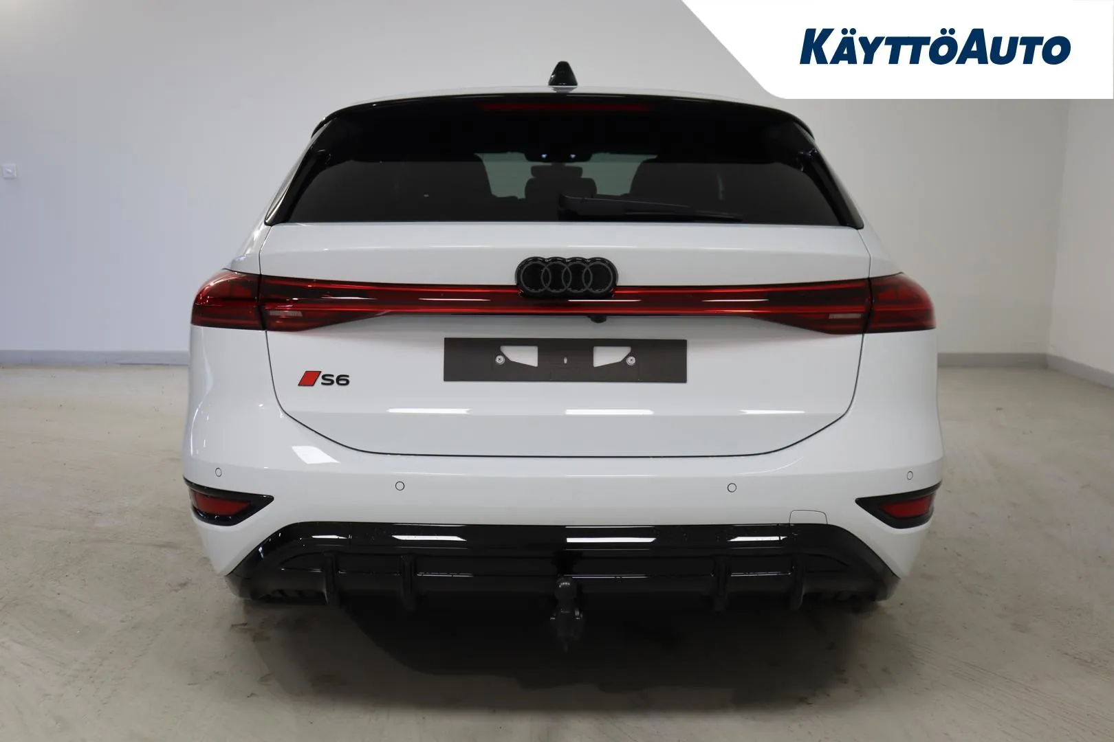 Audi S6 e-tron SZK-266 carousel image