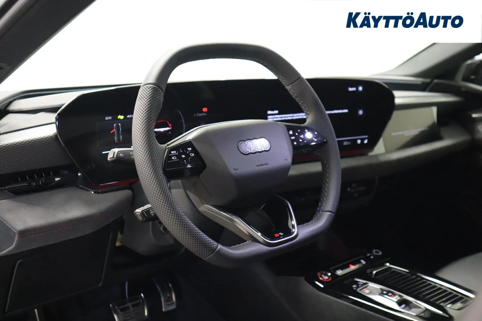 Audi S6 e-tron SZK-266 carousel image