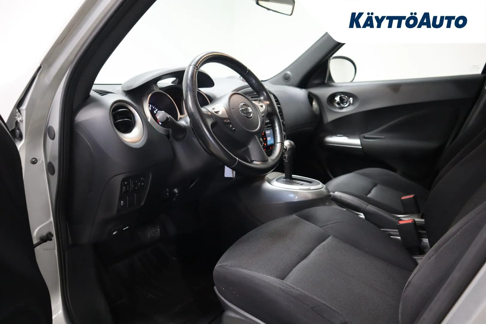NISSAN Juke EMC-855 carousel image
