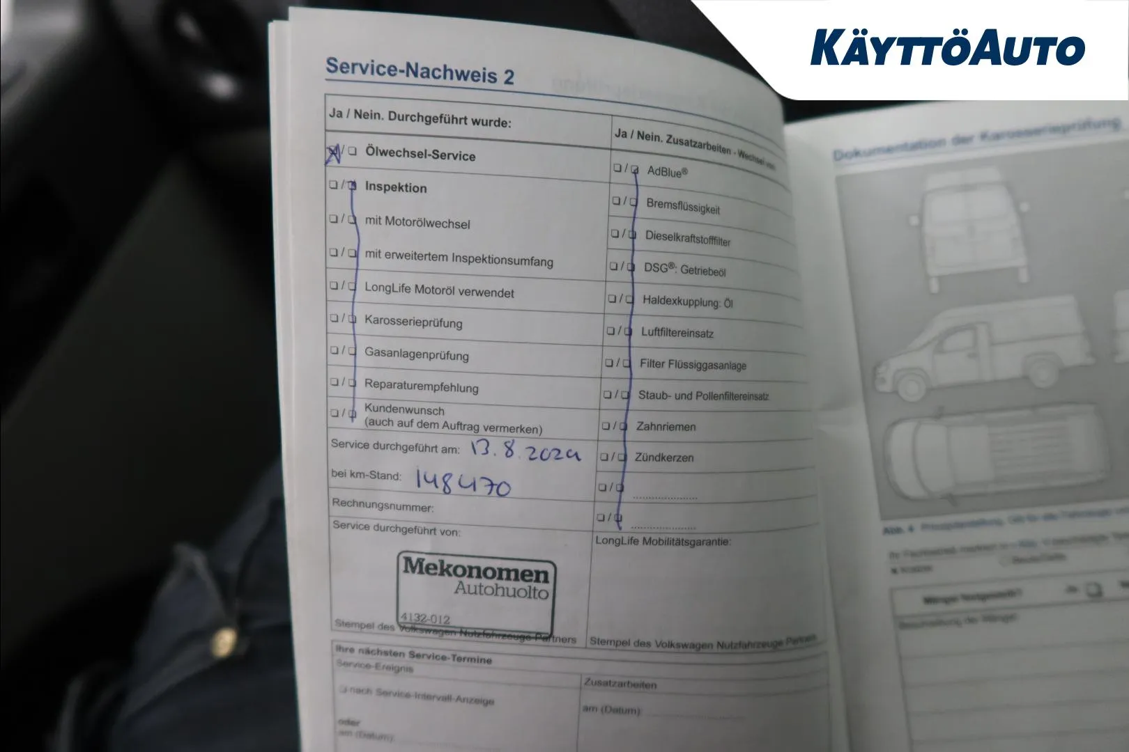 VOLKSWAGEN Transporter CMB-833 carousel image