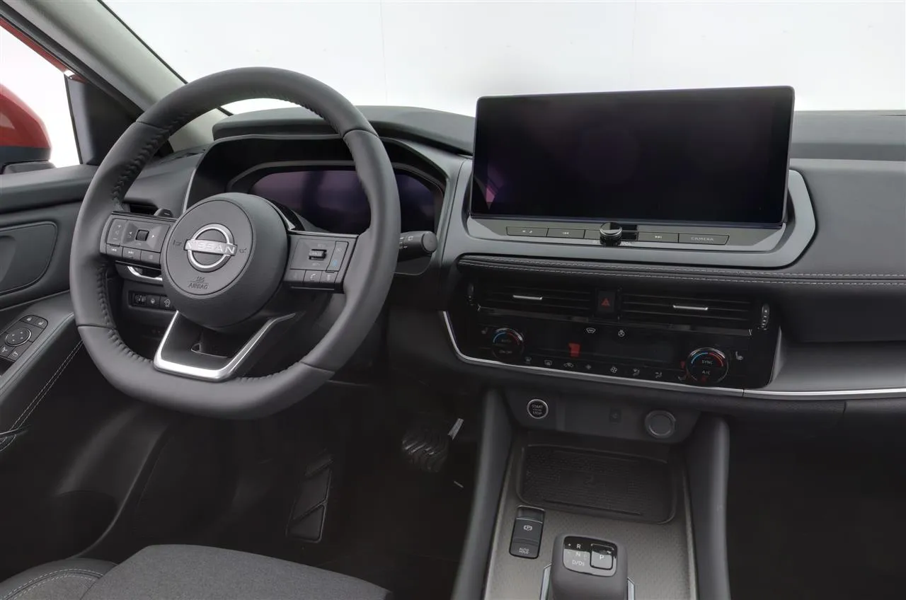 Nissan Qashqai NOE-312 carousel image