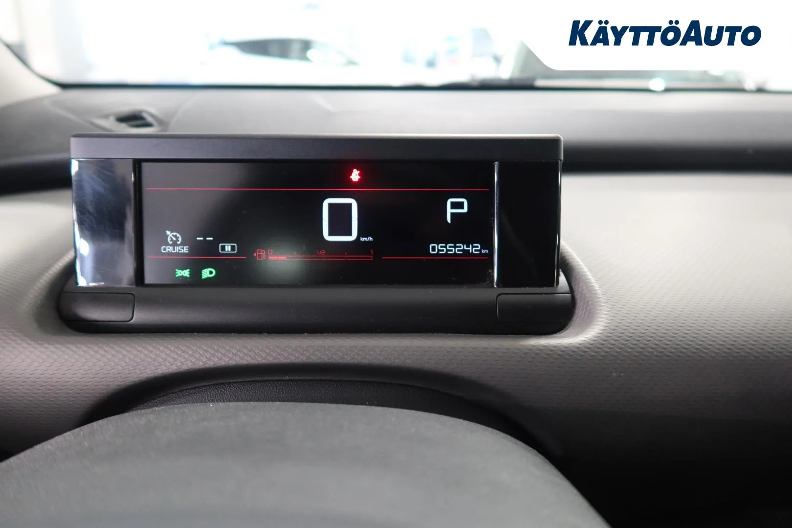 CITROEN C4 Cactus YKF-345 carousel image