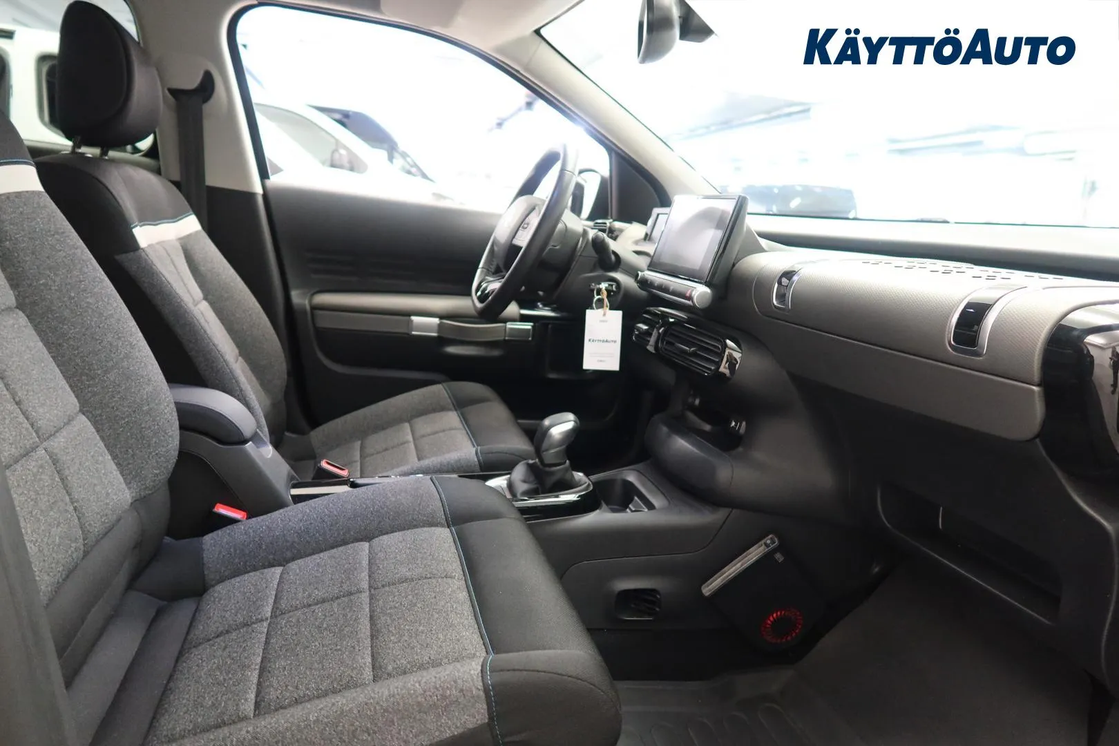 CITROEN C4 Cactus YKF-345 carousel image