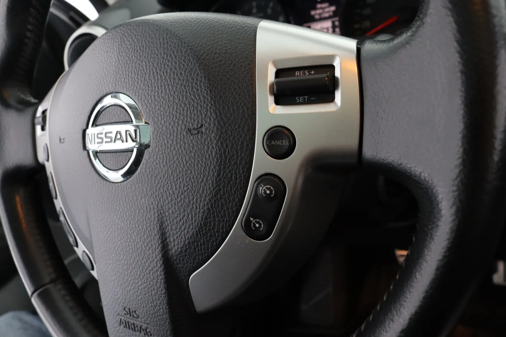 NISSAN Qashqai CHT-336 carousel image
