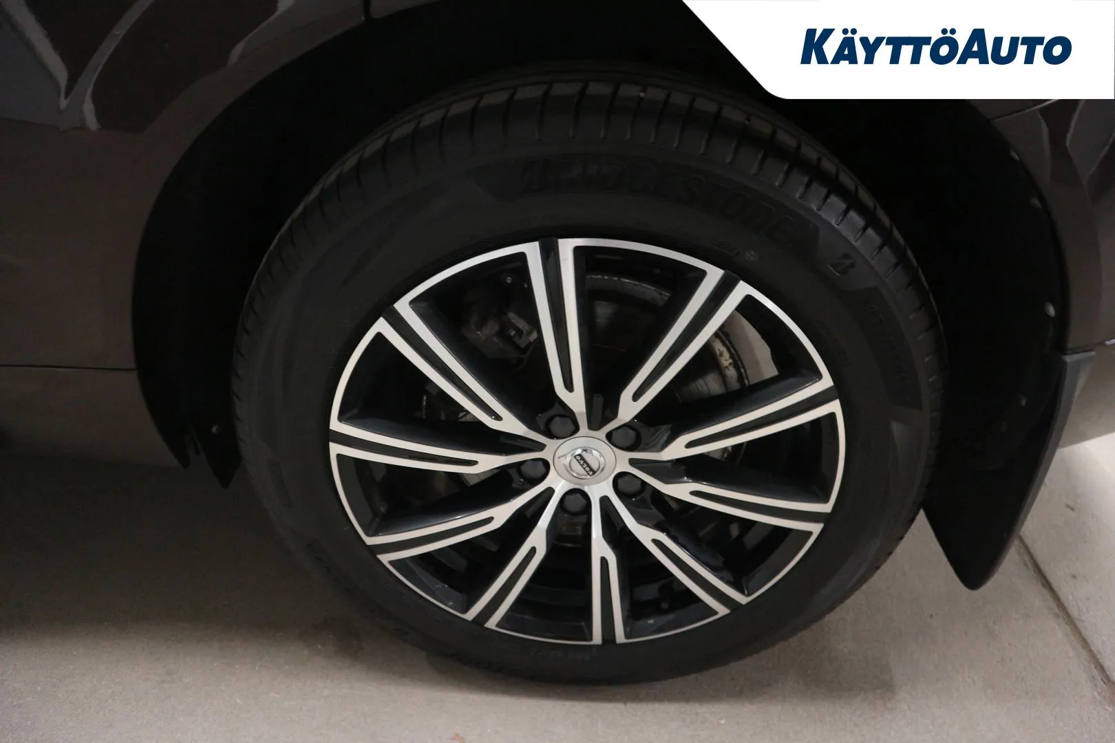 VOLVO XC60 JMB-851 carousel image