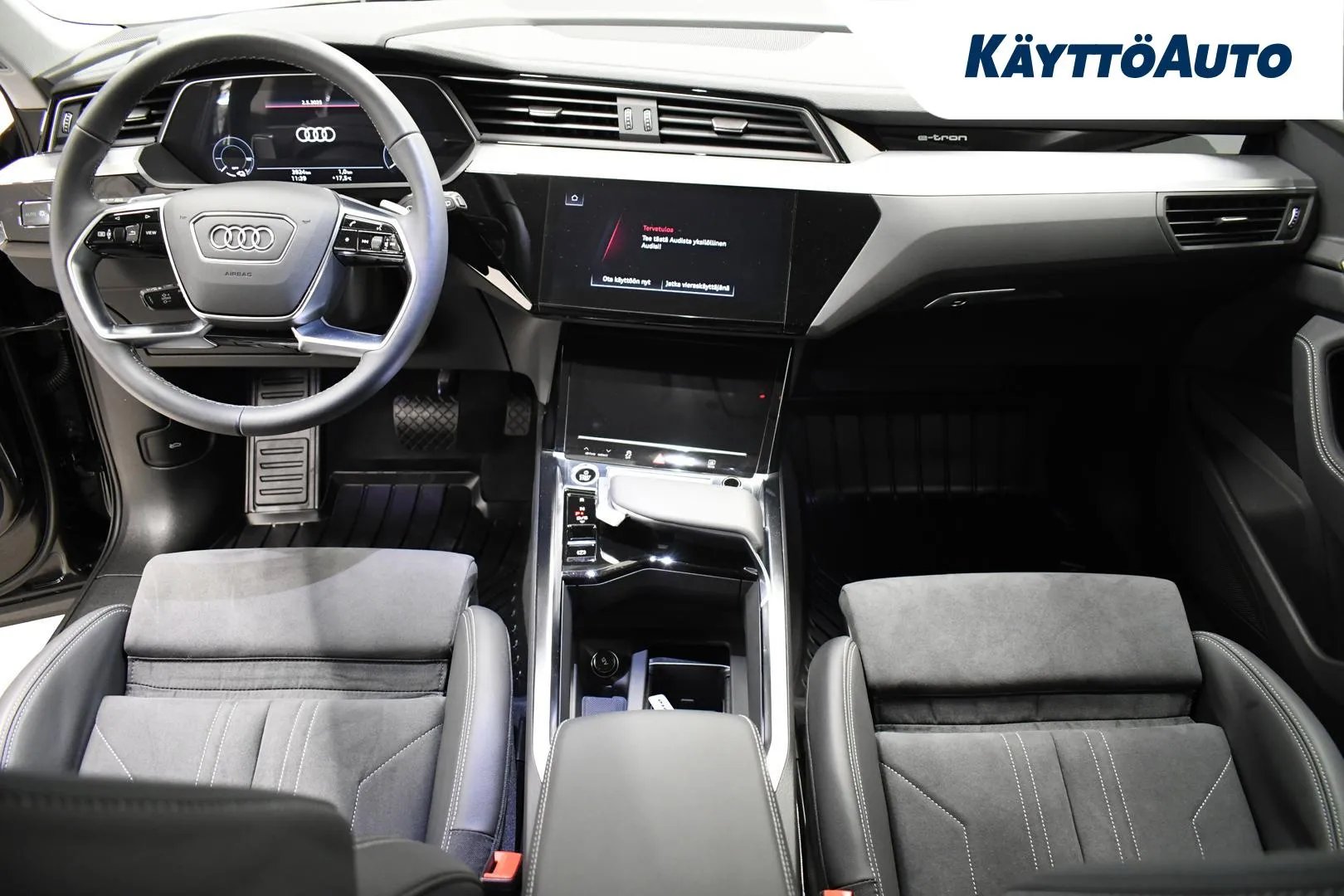 AUDI Q8 e-tron GPN-980 carousel image