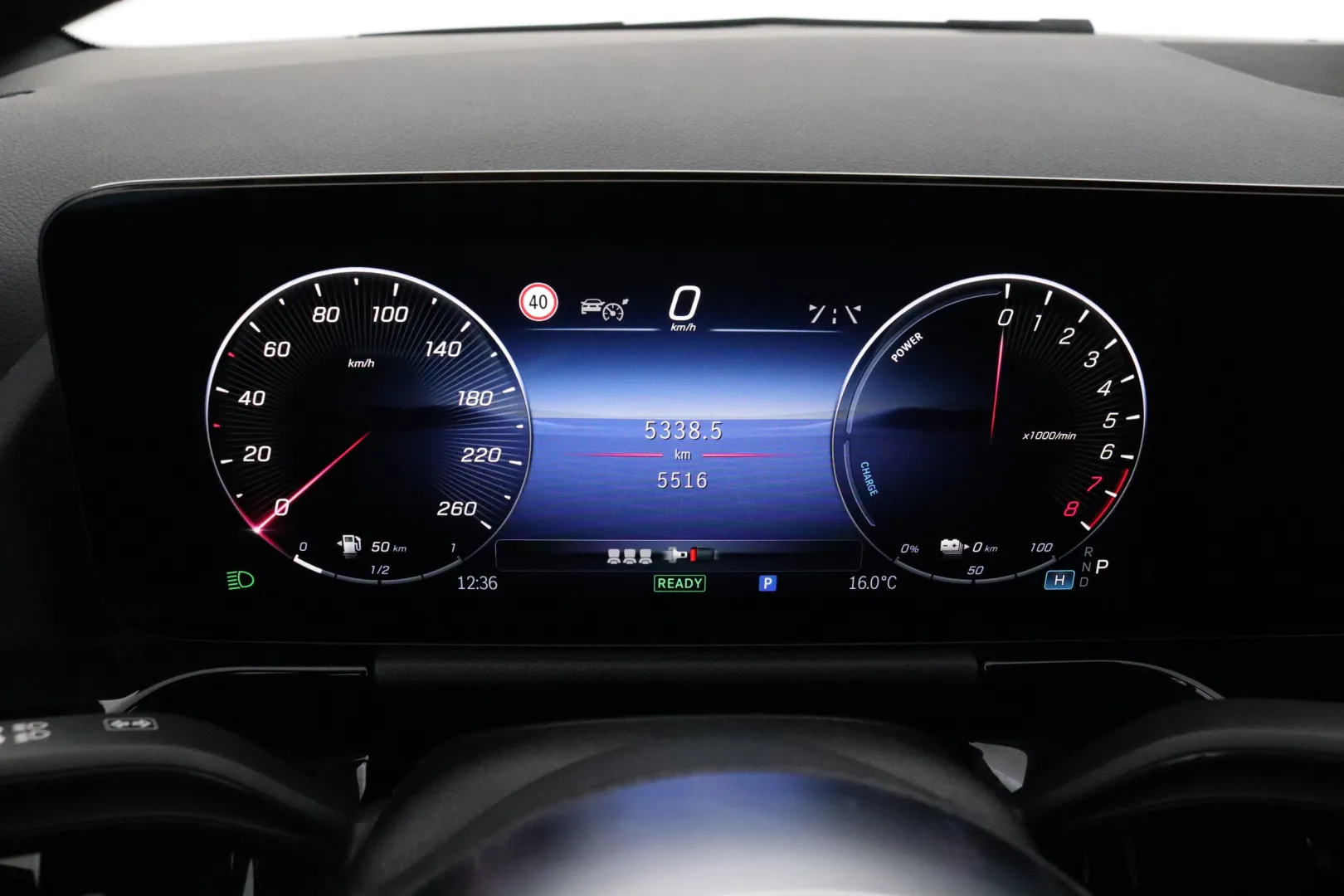 MERCEDES-BENZ GLA XTH-580 carousel image