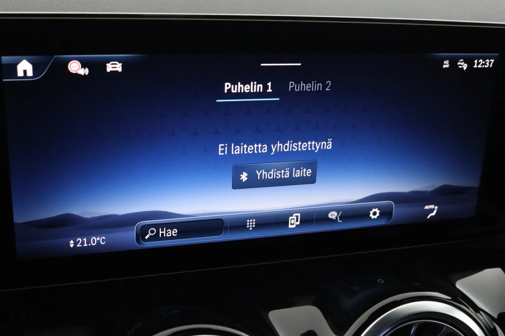 MERCEDES-BENZ GLA XTH-580 carousel image