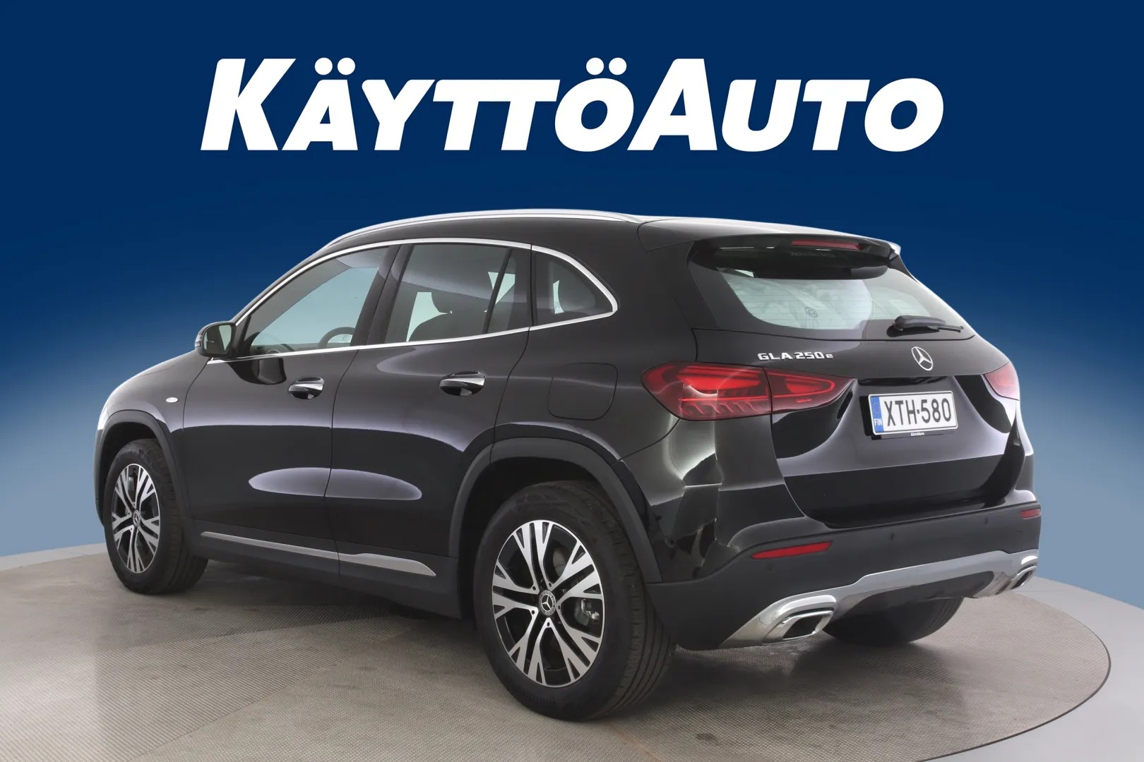 MERCEDES-BENZ GLA XTH-580 carousel image