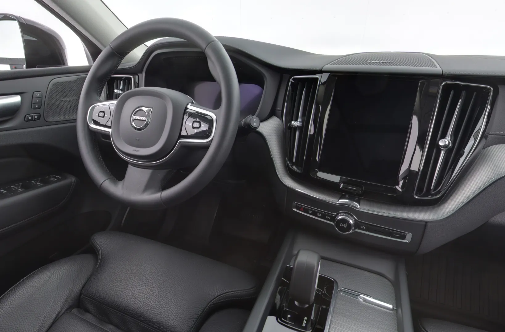 VOLVO XC60 SPK-111 carousel image