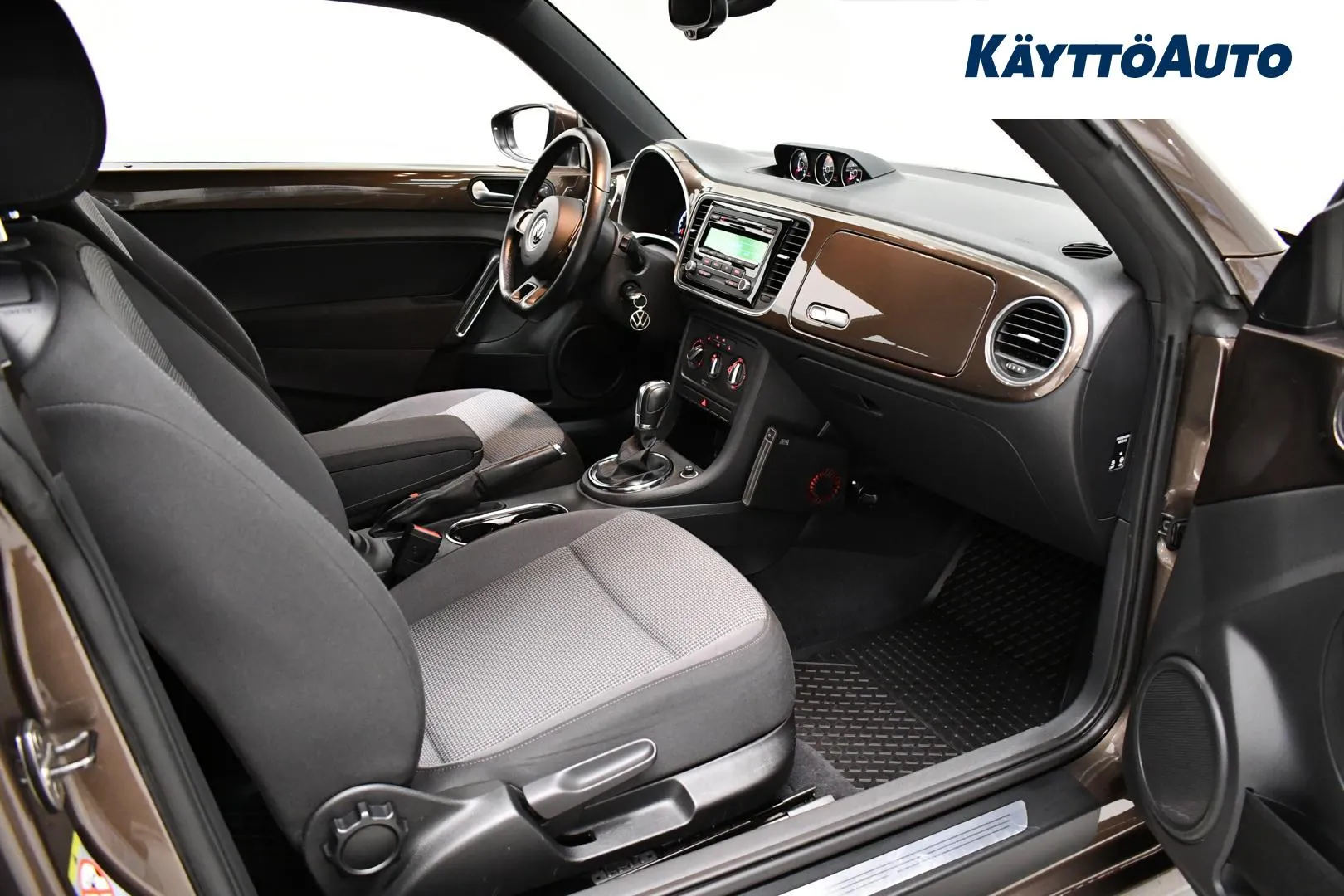 VOLKSWAGEN Beetle JIY-984 carousel image