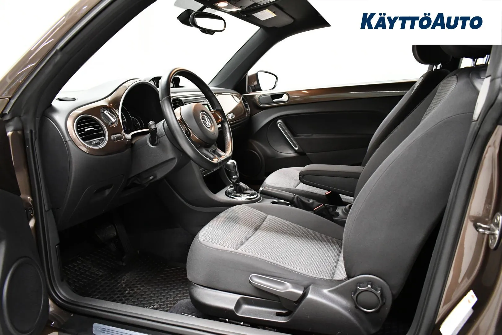 VOLKSWAGEN Beetle JIY-984 carousel image