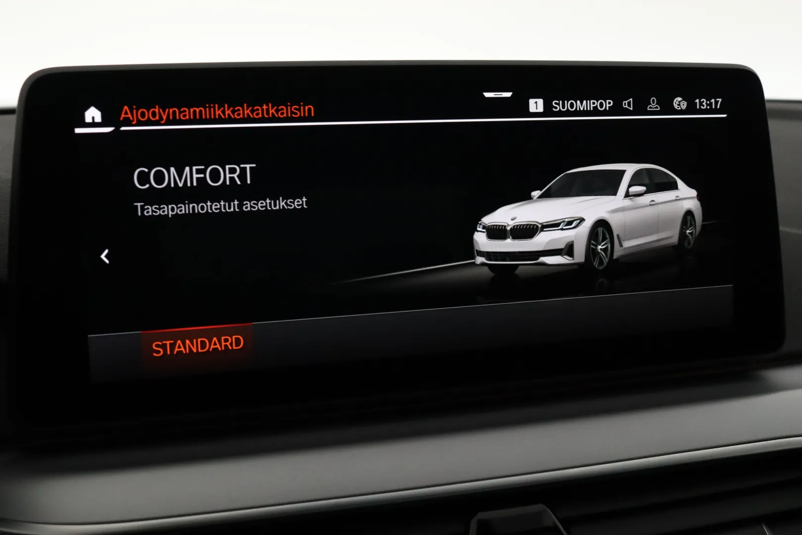 BMW 520 FPB-894 carousel image