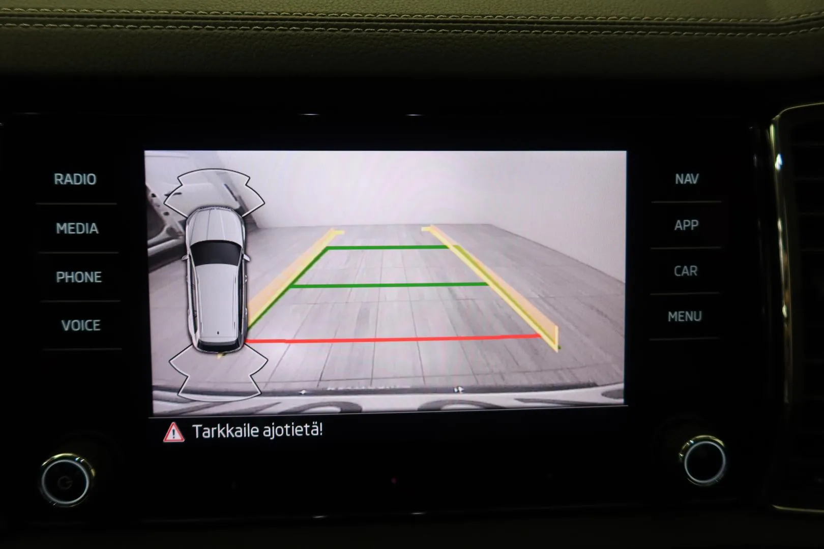 SKODA Kodiaq ZNJ-595 carousel image