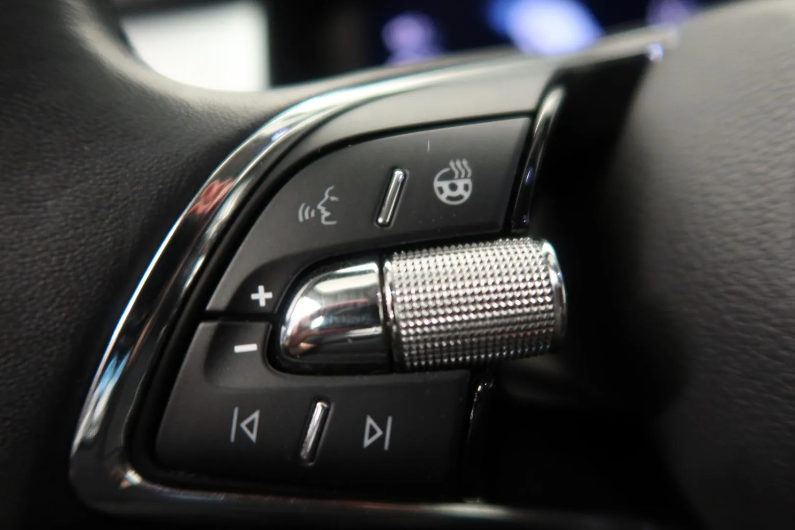 SKODA Kodiaq ZNJ-595 carousel image