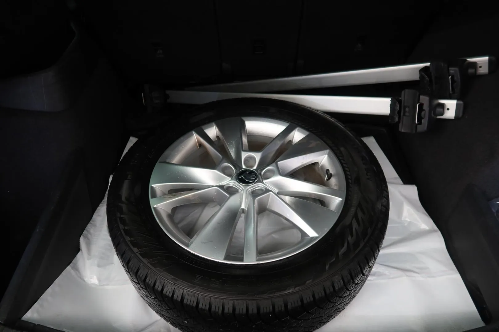 SKODA Kodiaq ZNJ-595 carousel image