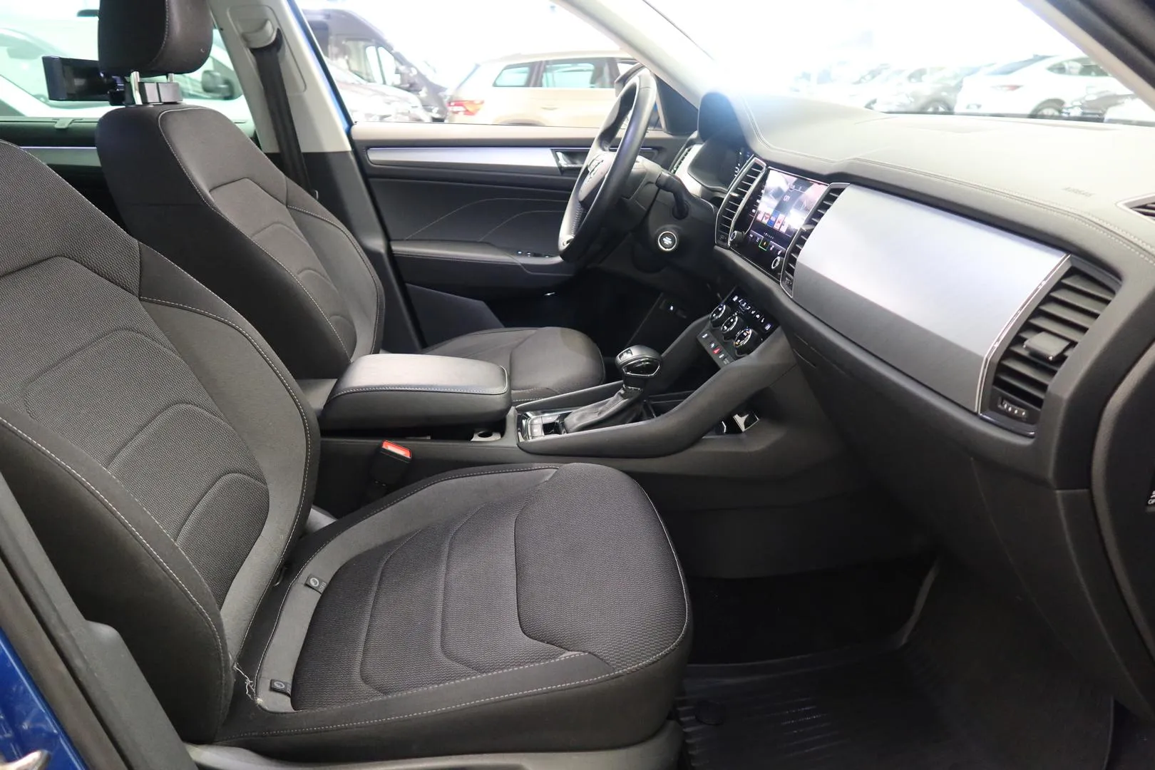 SKODA Kodiaq ZNJ-595 carousel image