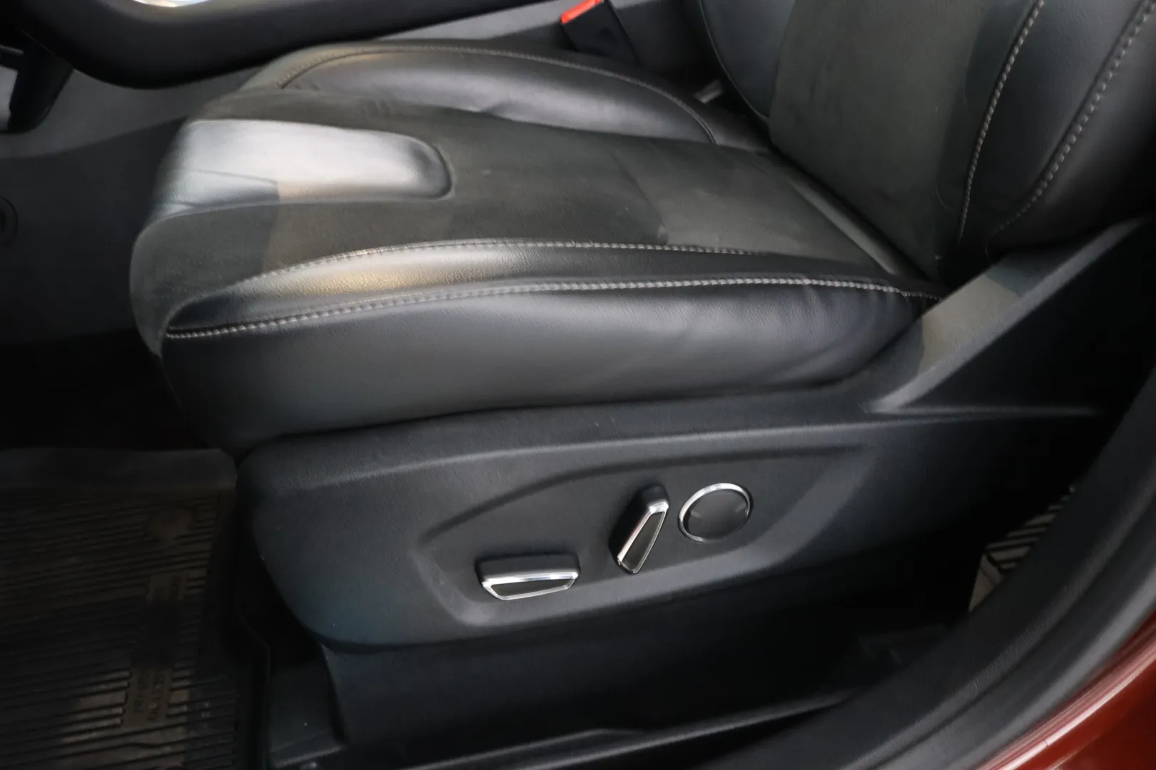 FORD Edge JKH-665 carousel image
