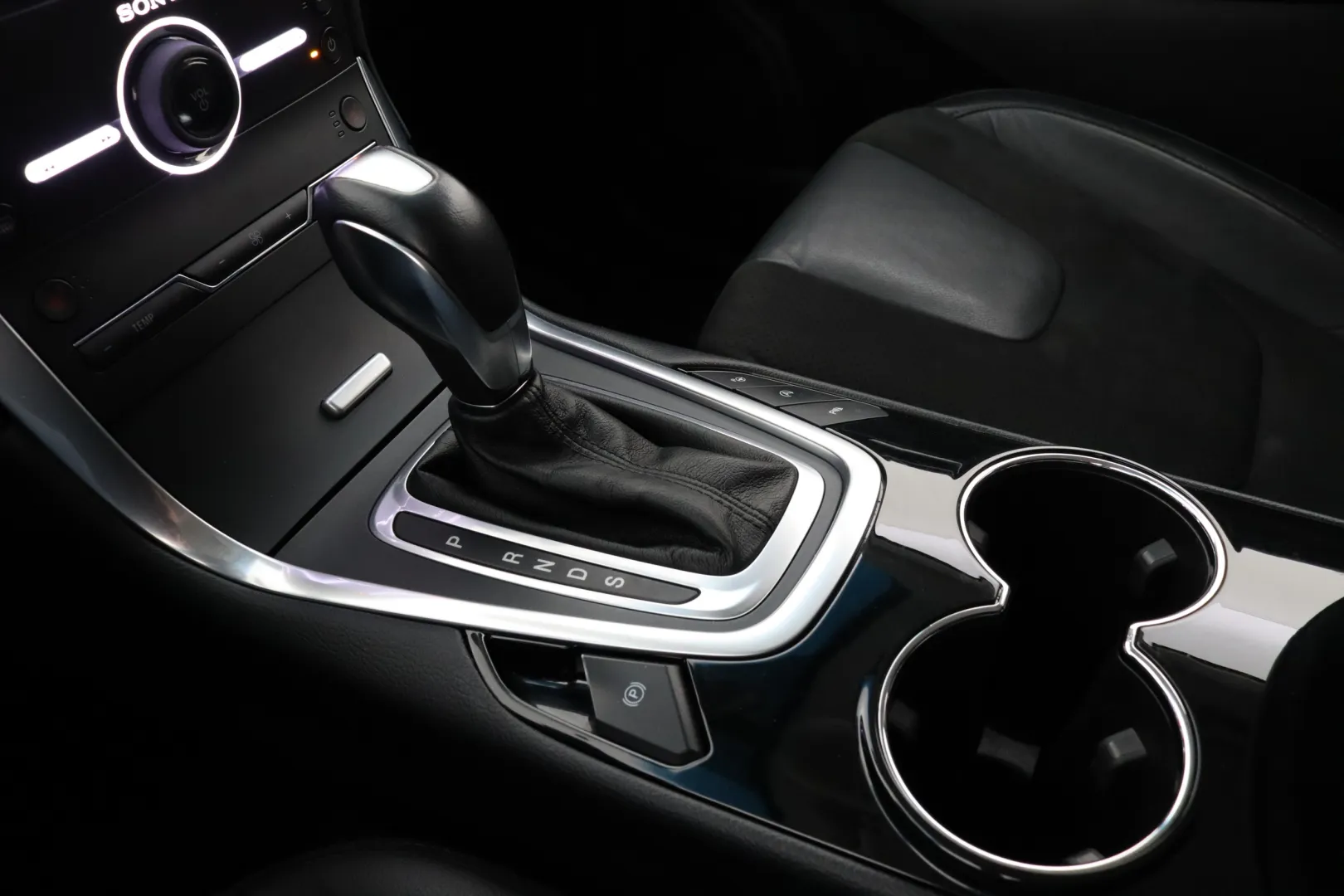 FORD Edge JKH-665 carousel image