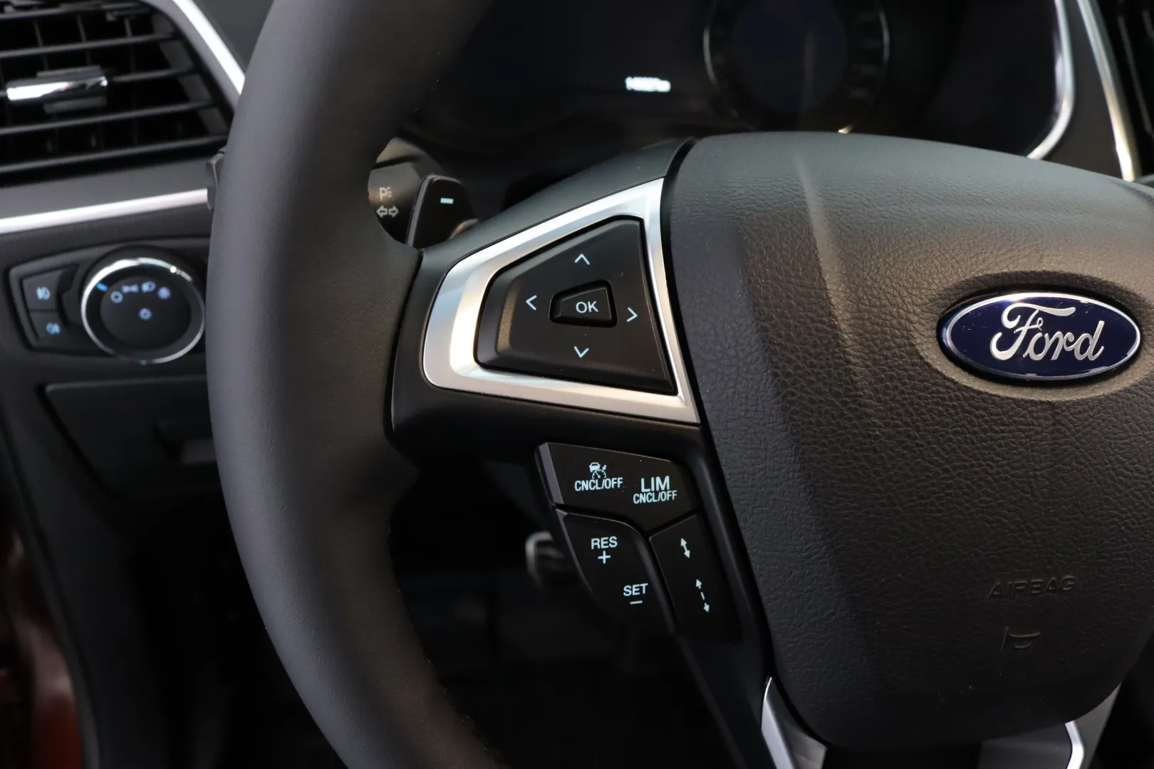 FORD Edge JKH-665 carousel image