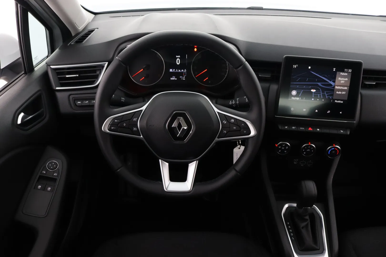 RENAULT Clio OZC-988 carousel image