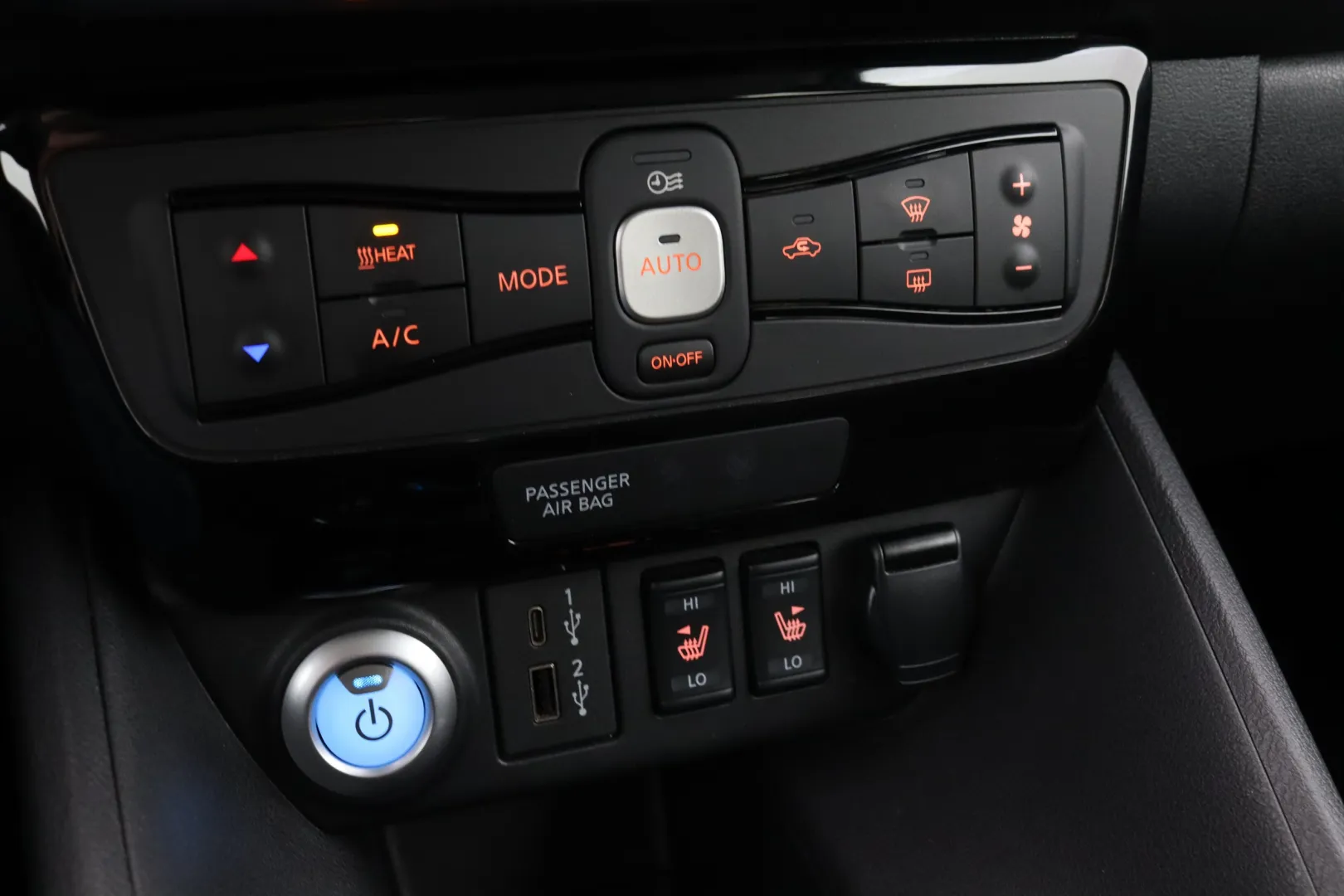 NISSAN Leaf IRB-939 carousel image