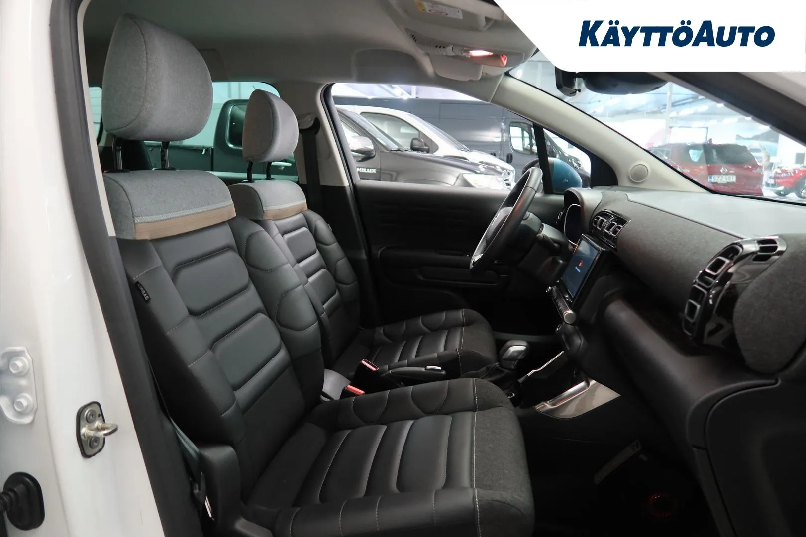 Citroën C3 Aircross XPR-153 carousel image