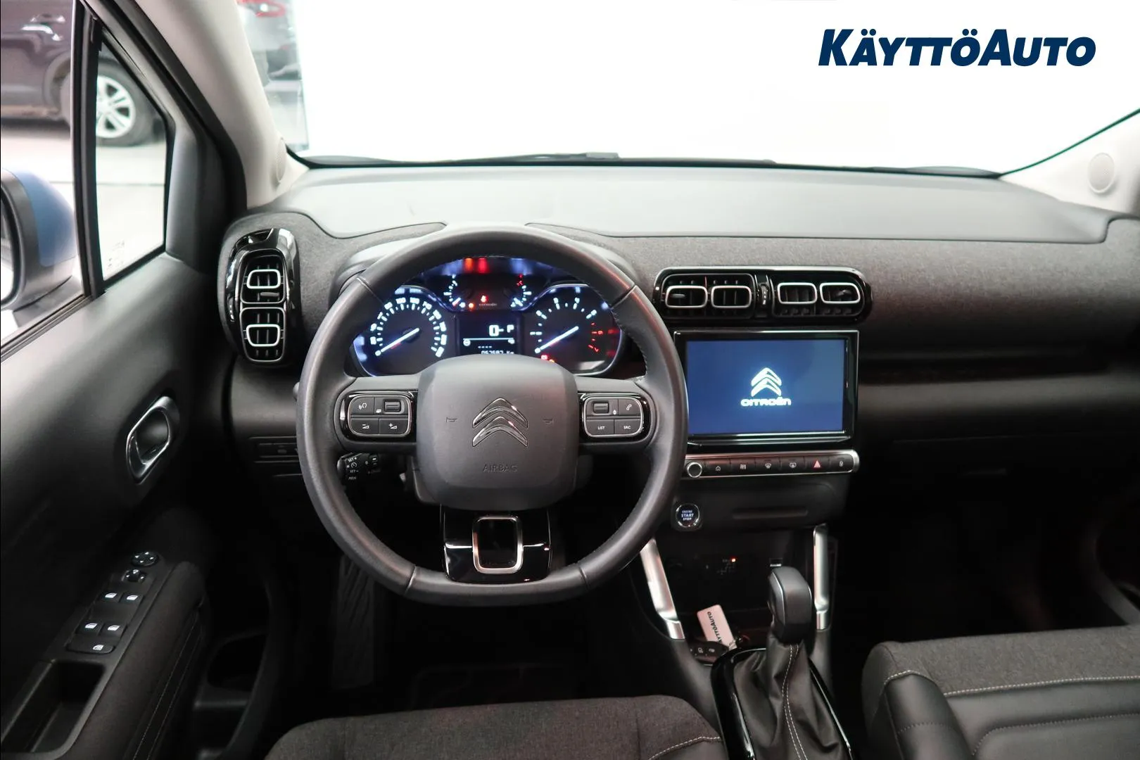 Citroën C3 Aircross XPR-153 carousel image