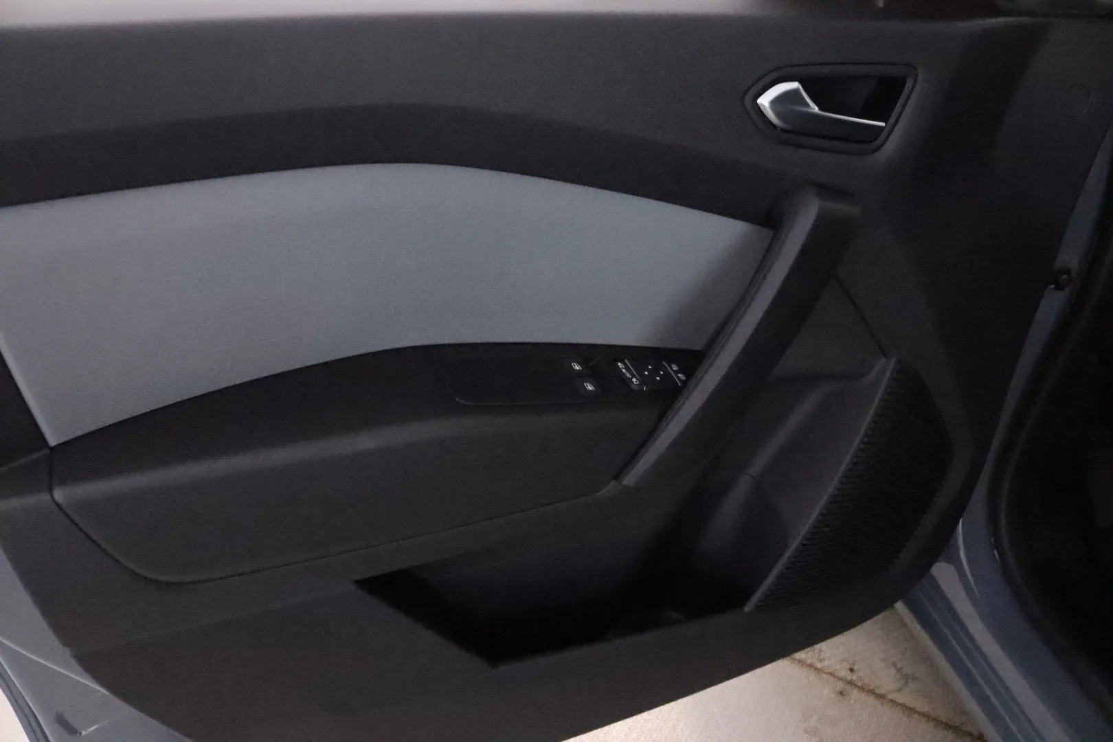 Nissan Townstar FRG-203 carousel image