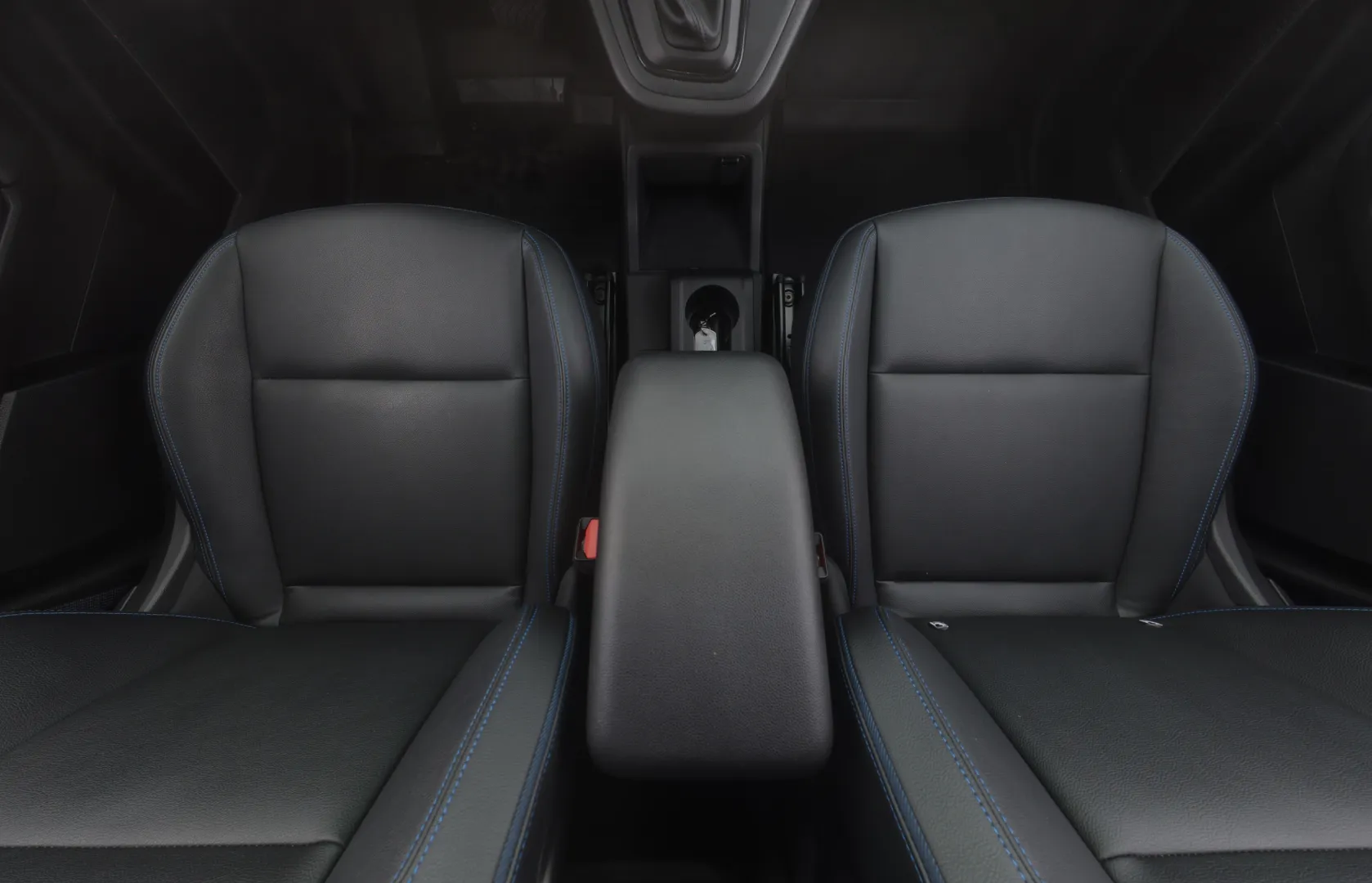 Nissan Townstar FRG-203 carousel image