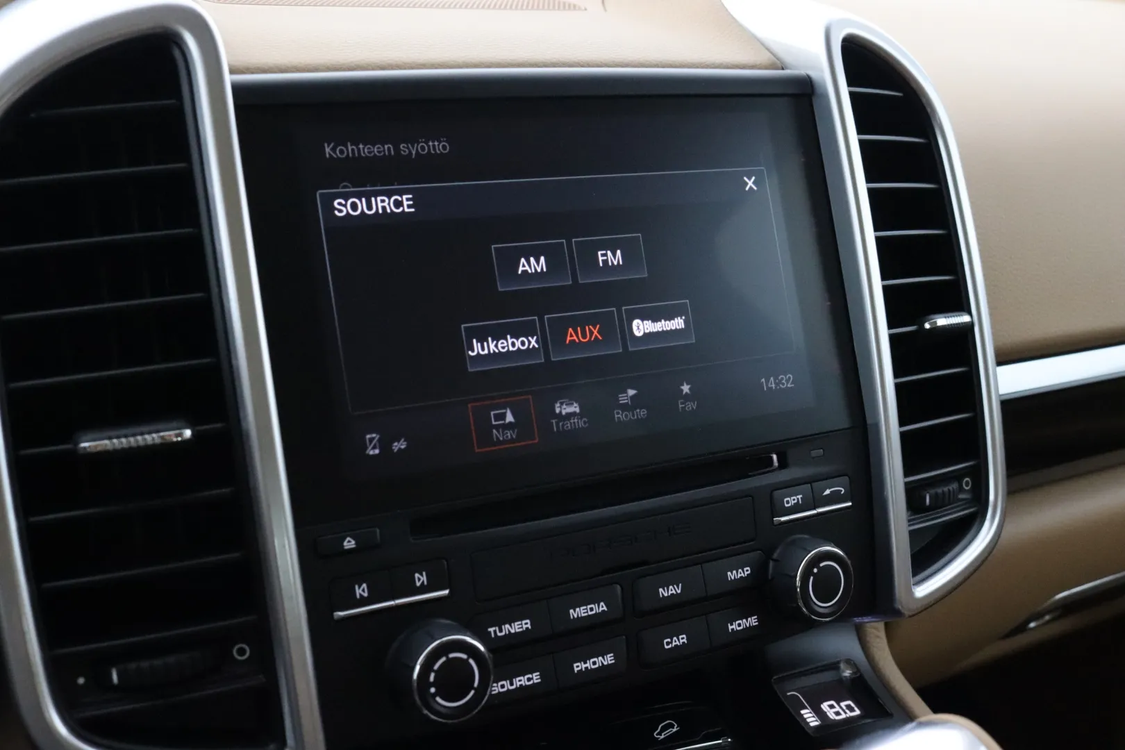 PORSCHE Cayenne XOB-182 carousel image