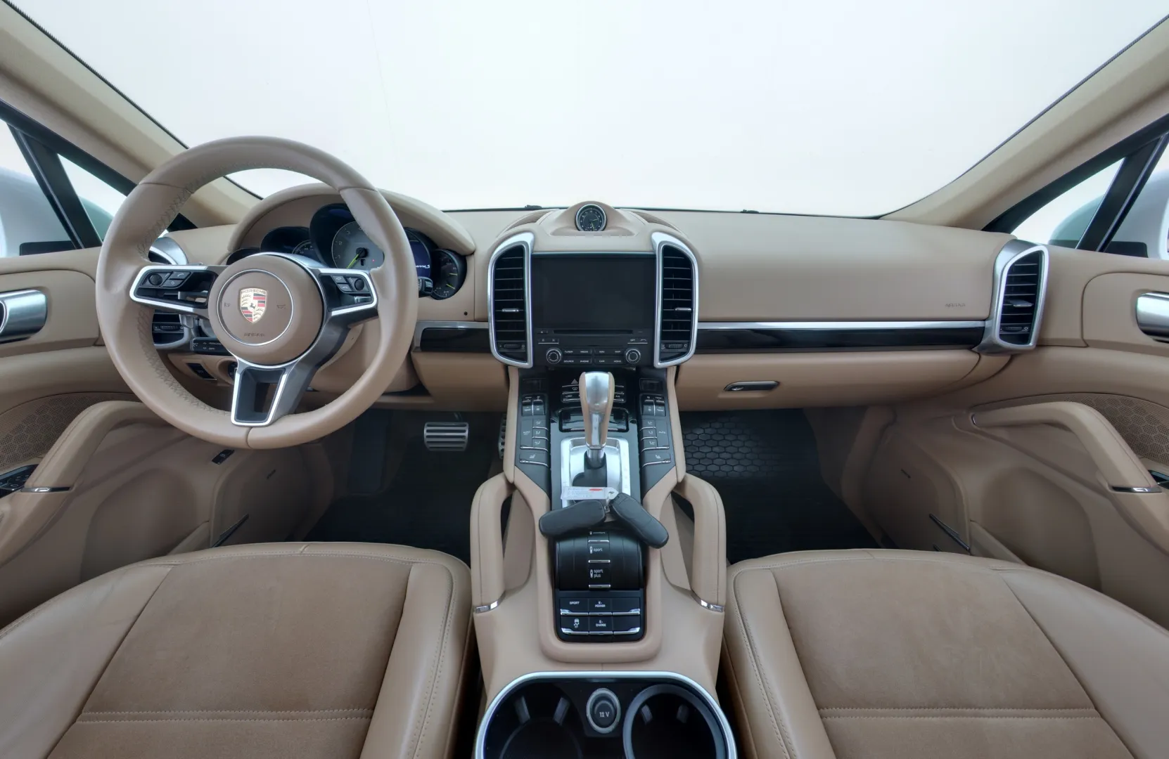 PORSCHE Cayenne XOB-182 carousel image
