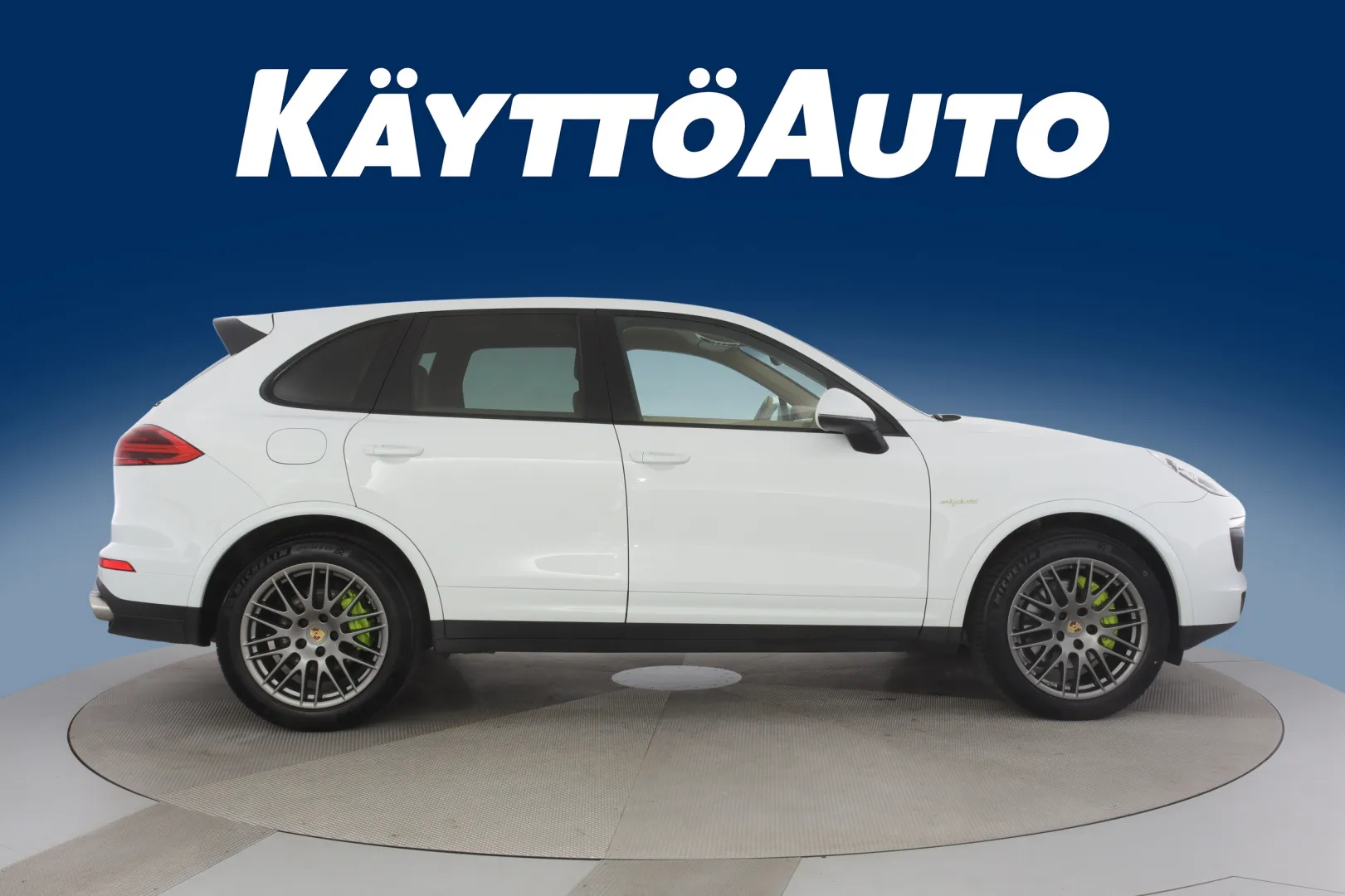 PORSCHE Cayenne XOB-182 carousel image