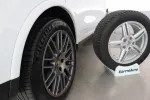 PORSCHE Cayenne XOB-182 carousel thumbs