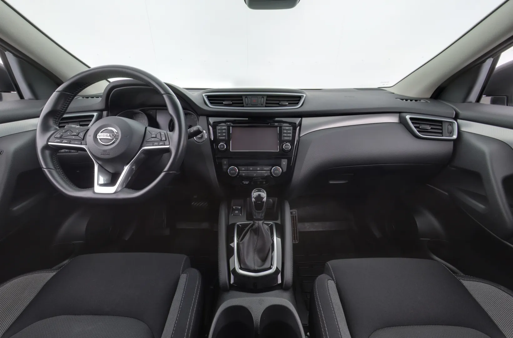 NISSAN Qashqai IOA-609 carousel image