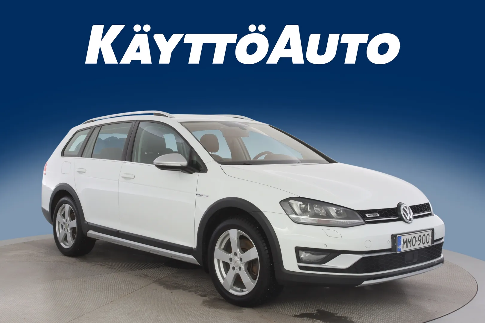 Volkswagen Golf MMO-900 carousel image