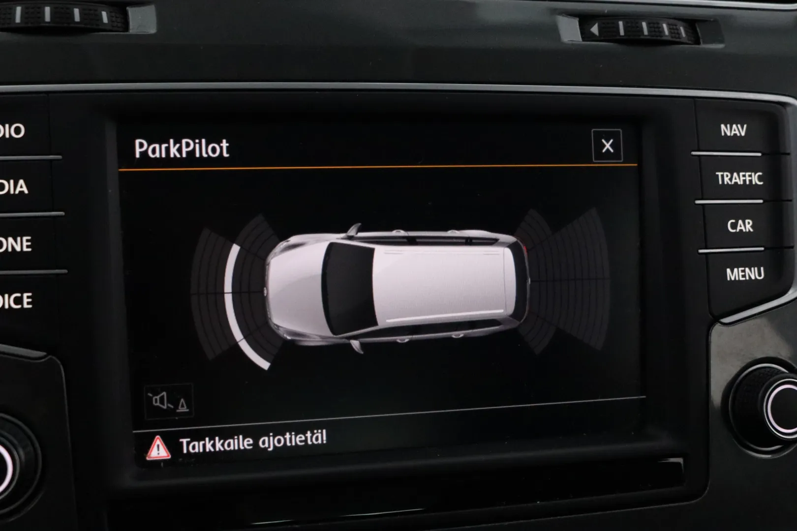 Volkswagen Golf MMO-900 carousel image