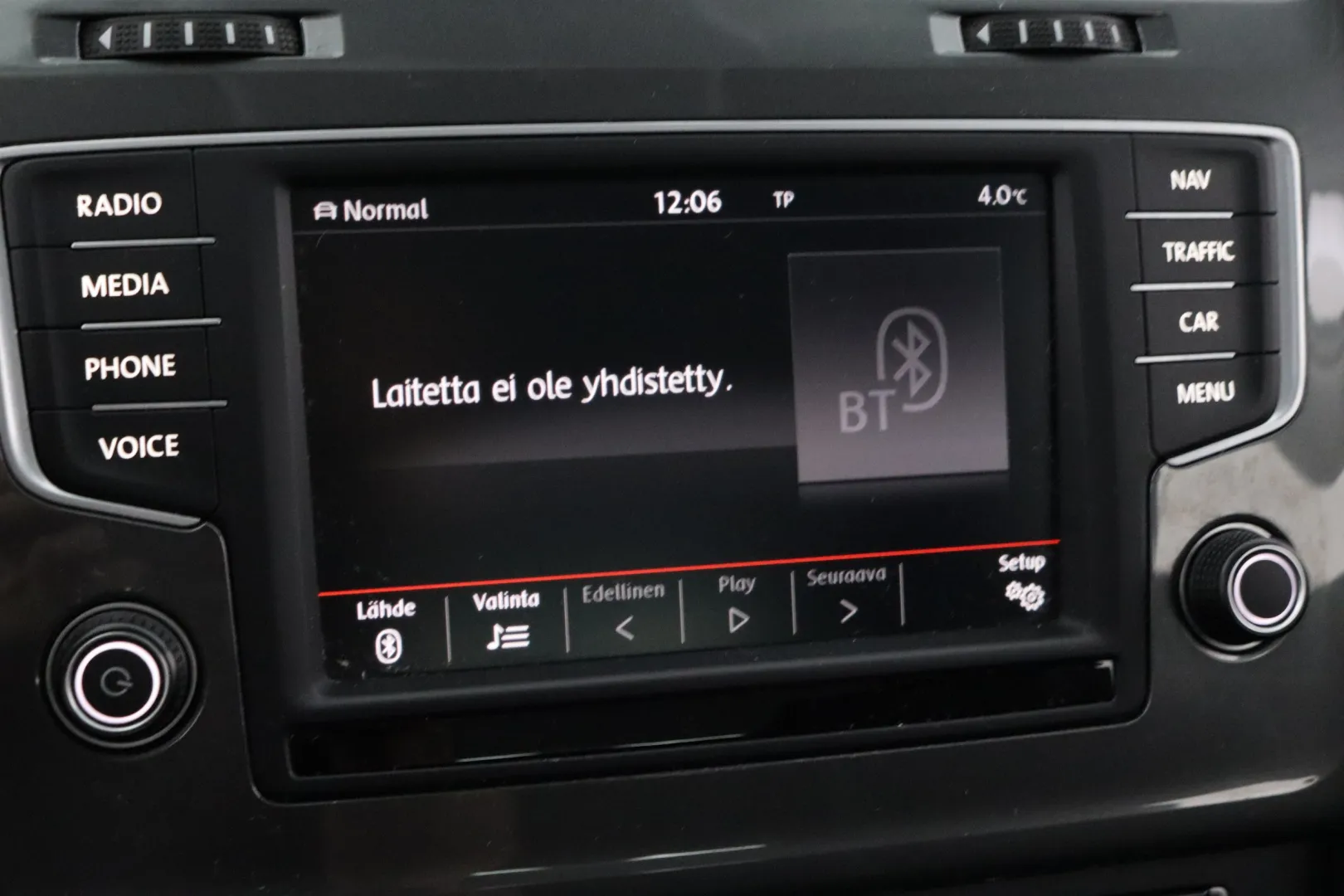 Volkswagen Golf MMO-900 carousel image