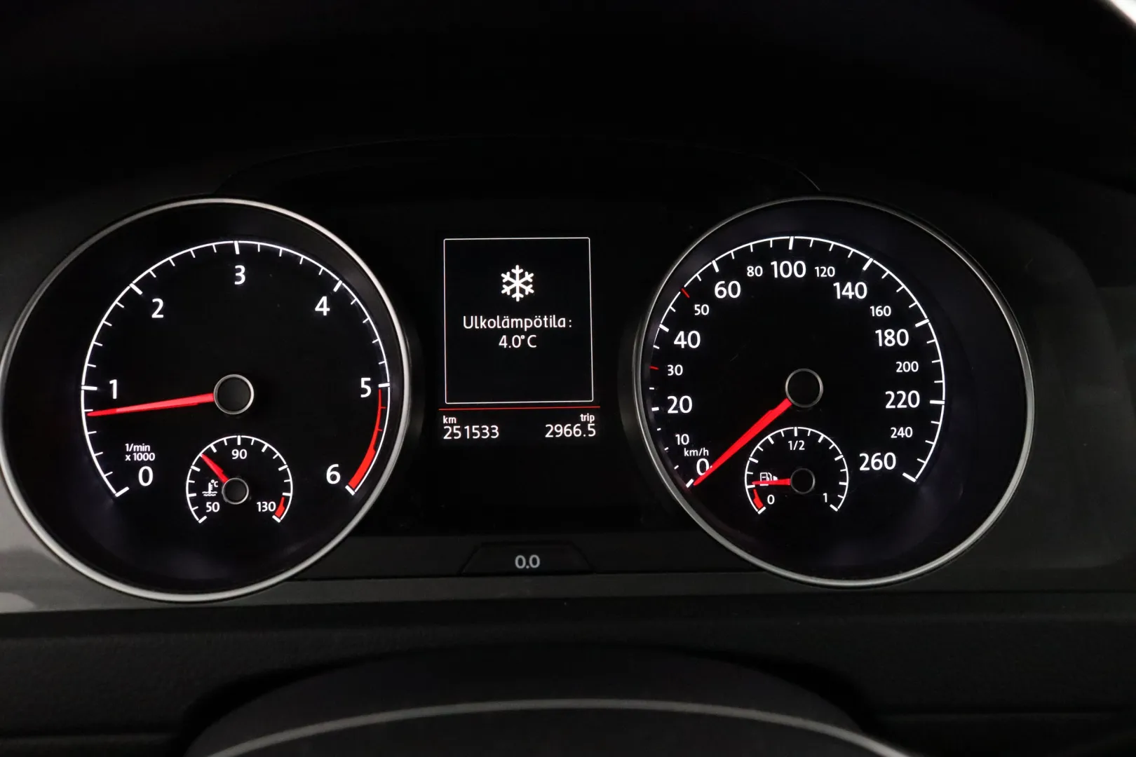 Volkswagen Golf MMO-900 carousel image