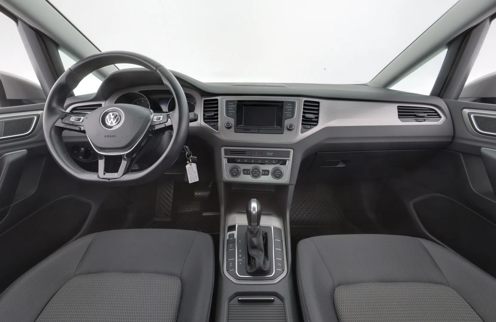 VOLKSWAGEN Golf Sportsvan FNC-645 carousel image