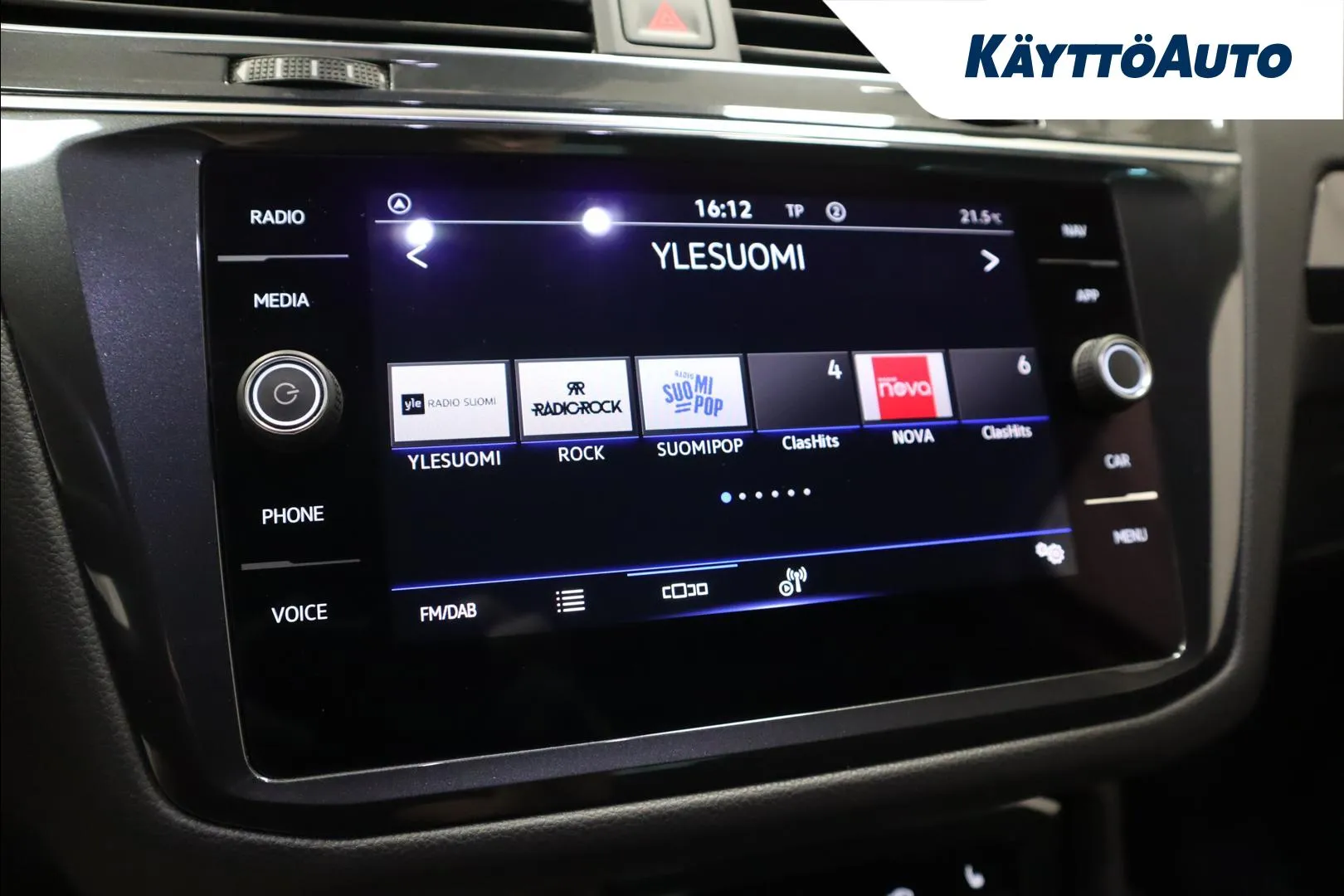 VOLKSWAGEN Tiguan KVJ-162 carousel image